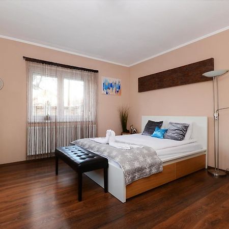 Anita Apartment บูดาเปสต์ ภายนอก รูปภาพ