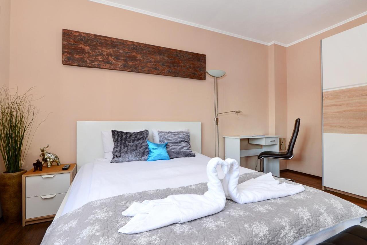 Anita Apartment บูดาเปสต์ ภายนอก รูปภาพ