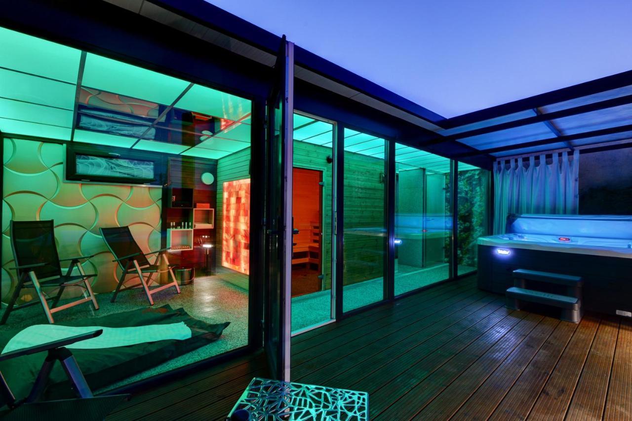 Anita Apartment บูดาเปสต์ ภายนอก รูปภาพ